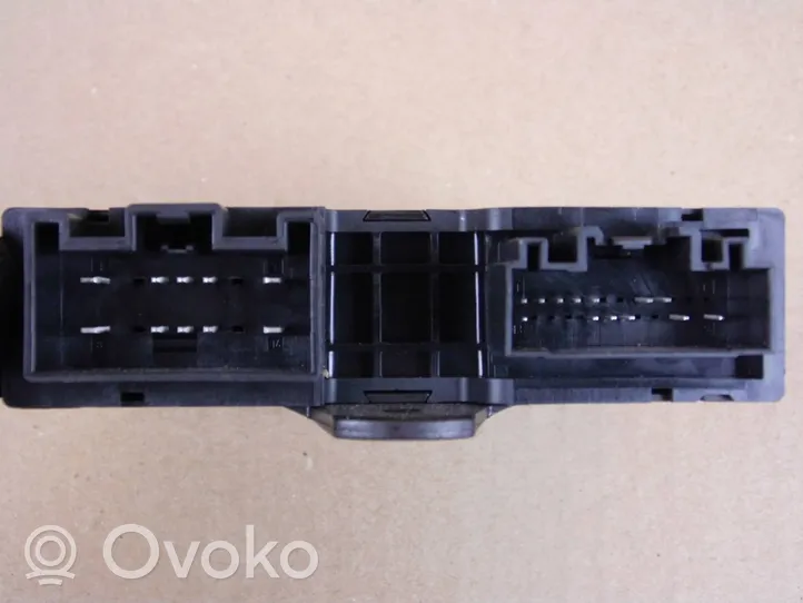 Volvo XC40 Takaluukun/tavaratilan ohjainlaite/moduuli 32214768