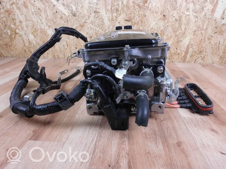 Toyota C-HR Convertisseur / inversion de tension inverseur G920047330