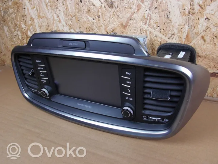 KIA Sorento Radio/CD/DVD/GPS-pääyksikkö 96560C5EC1WK