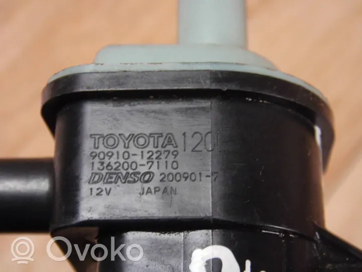 Toyota RAV 4 (XA50) Soupape à vide 9091012279