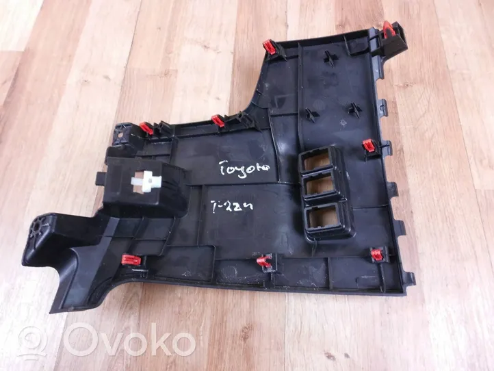 Toyota C-HR Garniture panneau inférieur de tableau de bord 55545F4010