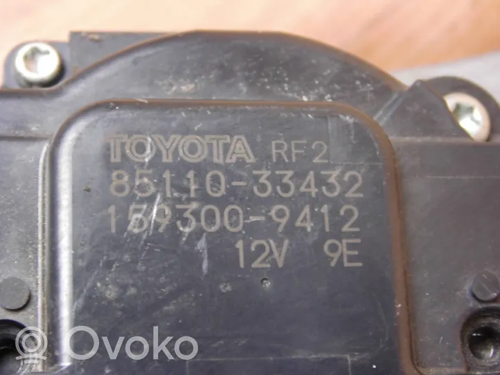 Toyota Camry VIII XV70  Etupyyhkimen vivusto ja moottori 8511033432