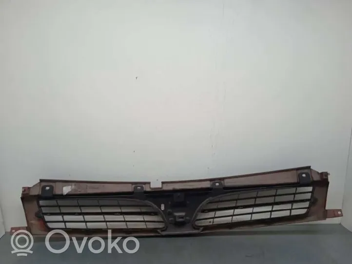 Nissan Interstar Atrapa chłodnicy / Grill 8200233587