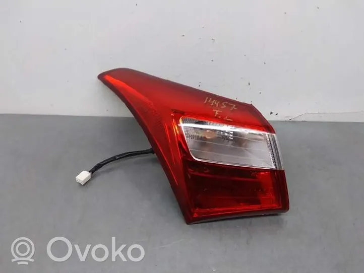 Hyundai i30 Lampa tylna 92401A50