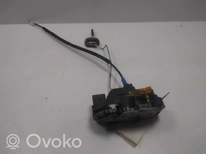 Opel Mokka Front door lock 13579523