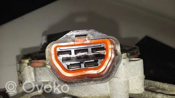 Honda Civic Silniczek wycieraczek szyby przedniej / czołowej 404564