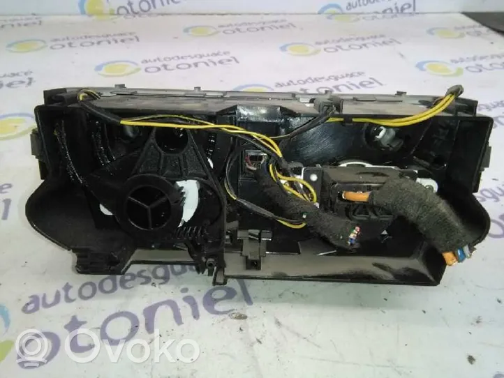 Lancia Ypsilon Ilmastoinnin ohjainlaite/moduuli 69667301