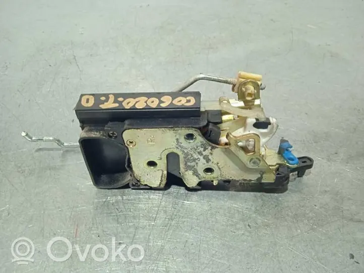 Daewoo Nubira Etuoven lukko SR