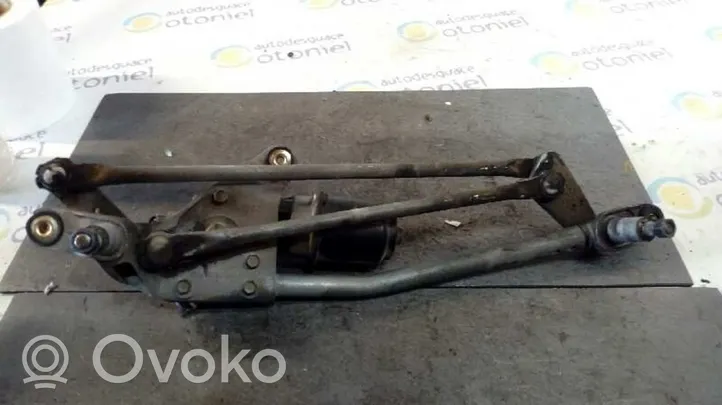 Mazda 2 Moteur d'essuie-glace DD1067340