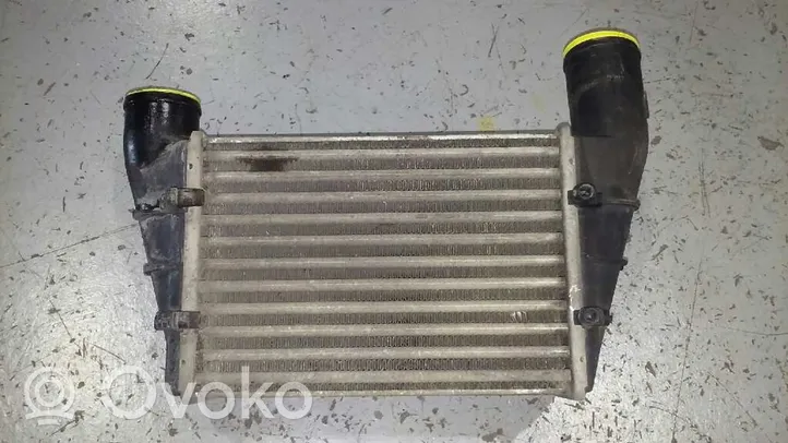 Audi A4 Allroad Chłodnica powietrza doładowującego / Intercooler 