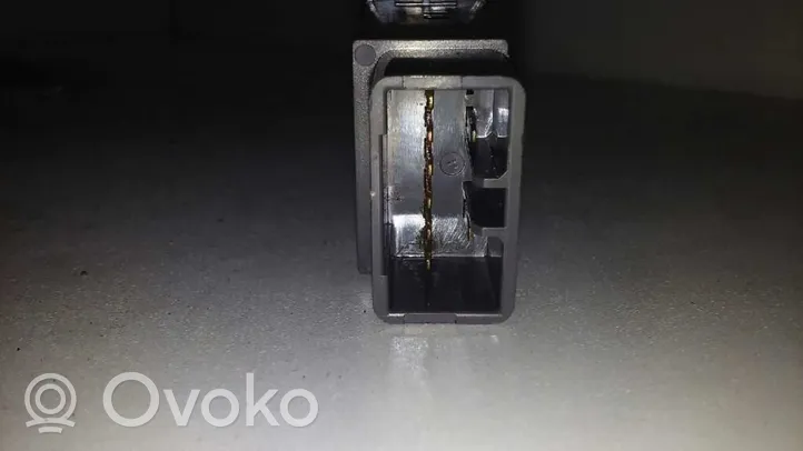 Daewoo Lacetti Hazard light switch 864W0140