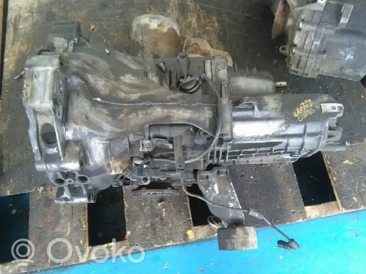 Audi A4 S4 B5 8D Mechaninė 5 pavarų dėžė EHV