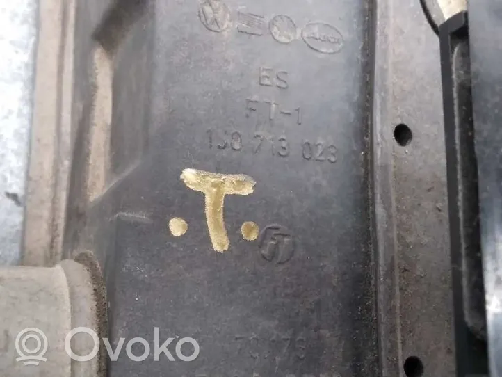 Audi A3 S3 8L Drążek zmiany biegów 1J0713023