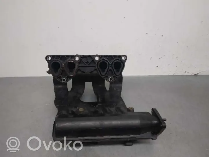 Renault Clio II Collettore di aspirazione 8200064370