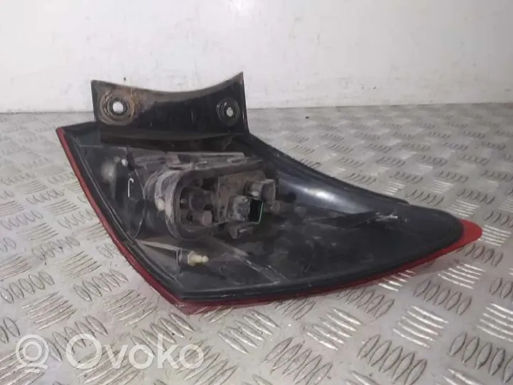 Nissan Qashqai Galinis žibintas kėbule 89070311