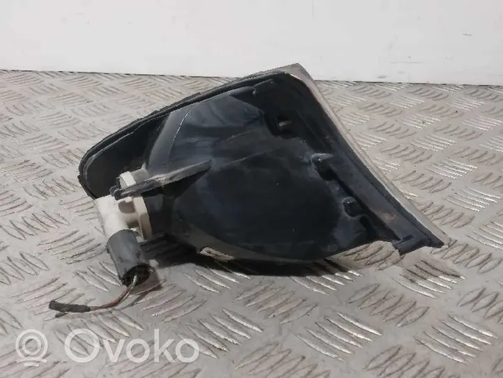 BMW 3 E46 Indicatore di direzione anteriore 6910979