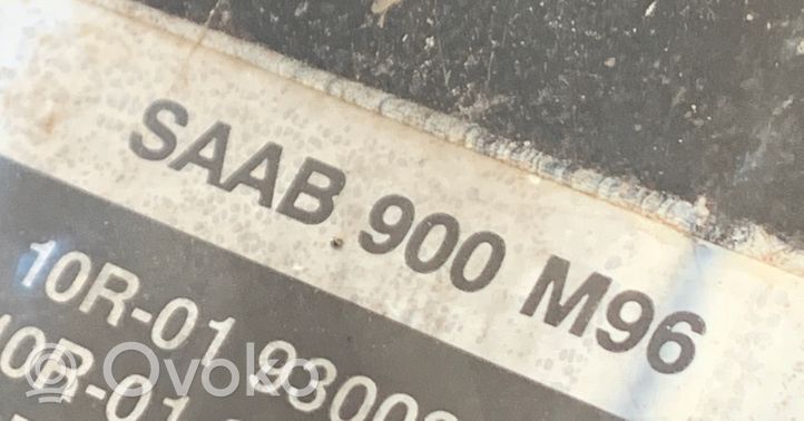 Saab 900 Konepelti 