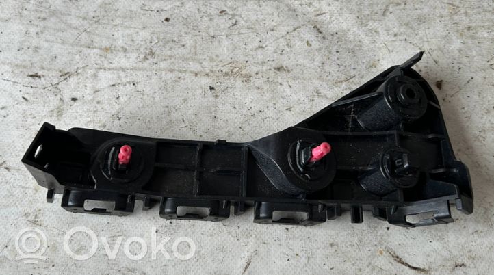 Toyota Hilux VIII Support de montage de pare-chocs avant 52115YP050