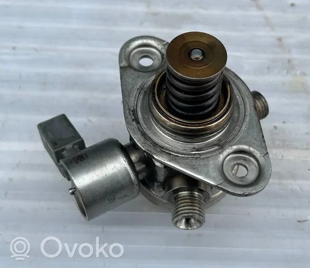 BMW 7 F01 F02 F03 F04 Polttoaineen ruiskutuksen suurpainepumppu 7595339