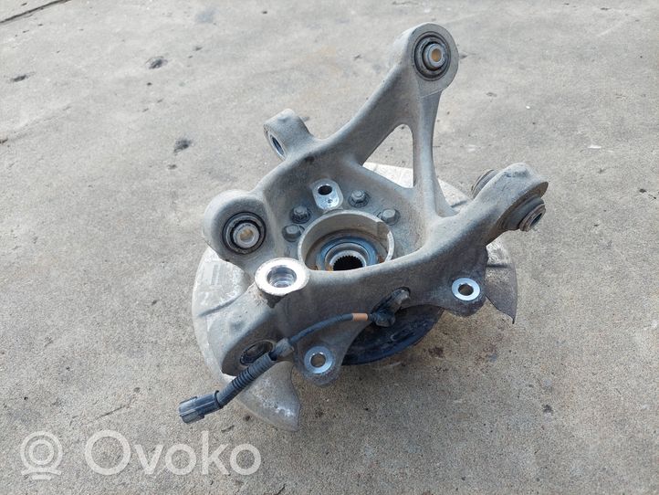 Hyundai Genesis Rear wheel hub 929000C120Y