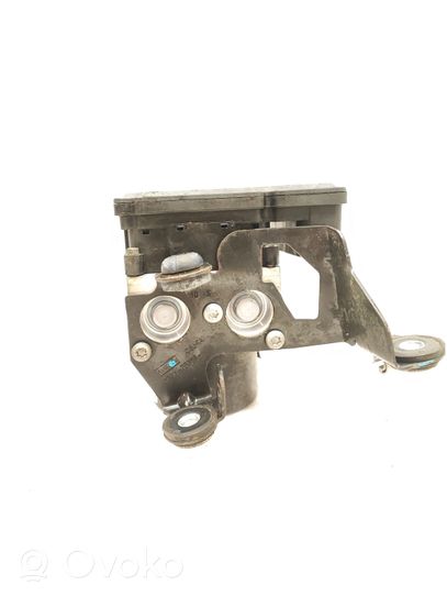 Volvo S60 ABS-pumppu 28526258303