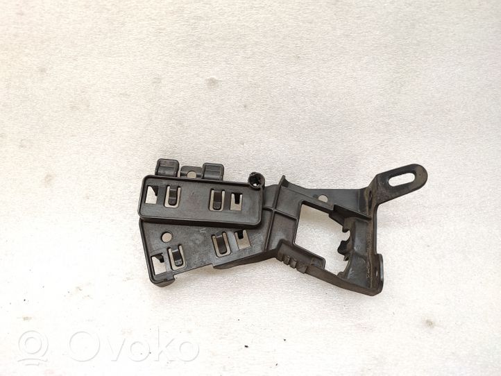 BMW 4 G22 G23 G24 G26 Altra parte sotto la carrozzeria 6991152