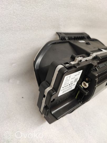 Volvo XC90 Tachimetro (quadro strumenti) 32254289AA