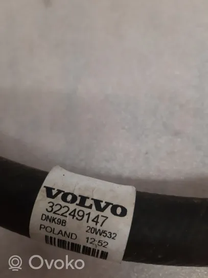 Volvo XC90 Przewód / Wąż chłodnicy 32249147