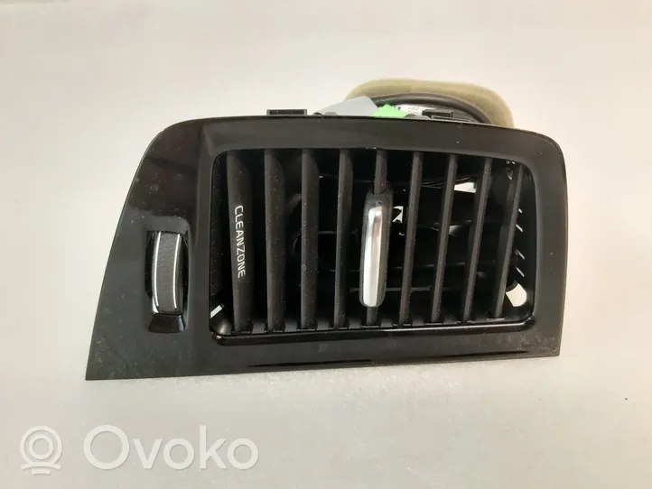 Volvo XC90 Dash center air vent grill 31363714