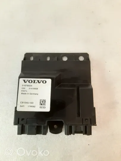Volvo S90, V90 Блок управления крышки багажника 31676024