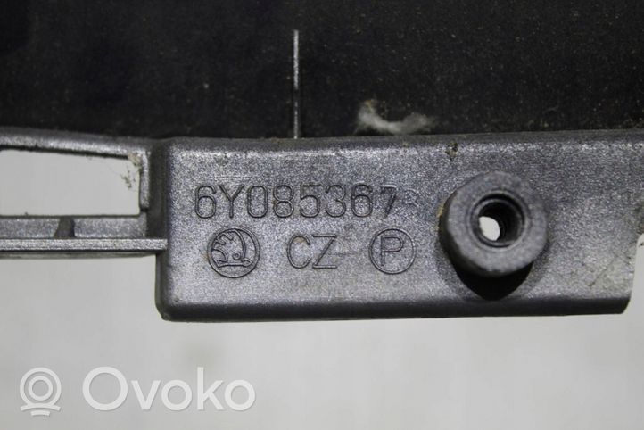 Skoda Fabia Mk1 (6Y) Maskownica / Grill / Atrapa górna chłodnicy 6Y085367