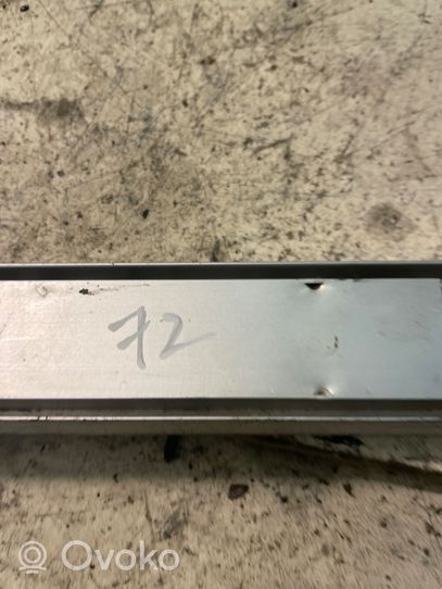 Audi A6 S6 C6 4F Barre trasversali porta tutto su “corna” 4F9863656A