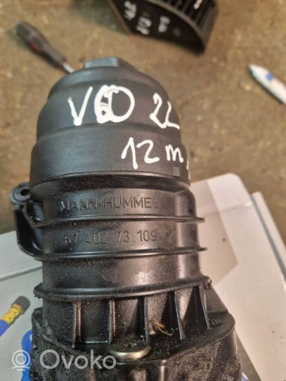 Volvo V60 Supporto di montaggio del filtro dell’olio 30757730