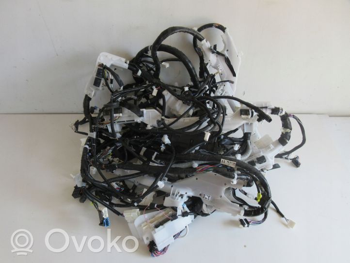 Toyota Corolla E210 E21 Dzinēja vadu instalācija 