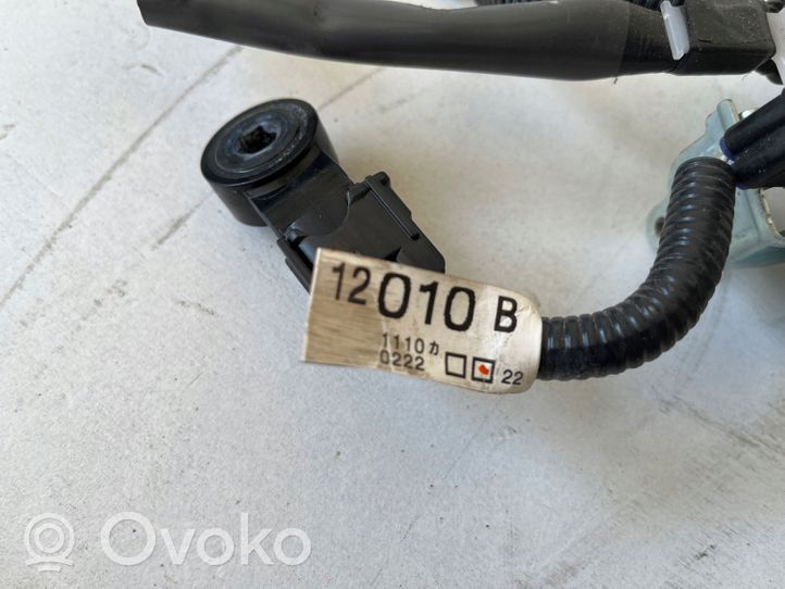 Toyota C-HR Inna wiązka przewodów / kabli 8212812010B