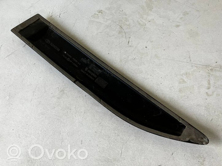 Toyota Yaris Rivestimento portiera posteriore (modanatura) 7749092520