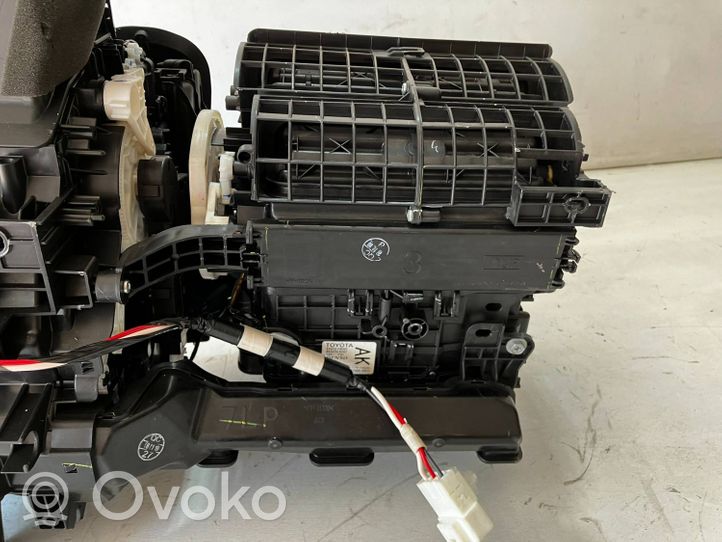 Toyota C-HR Scatola climatizzatore riscaldamento abitacolo assemblata 