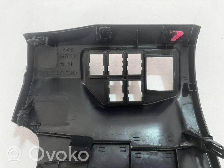 Toyota Prius (XW30) Element deski rozdzielczej / dół 5548047060