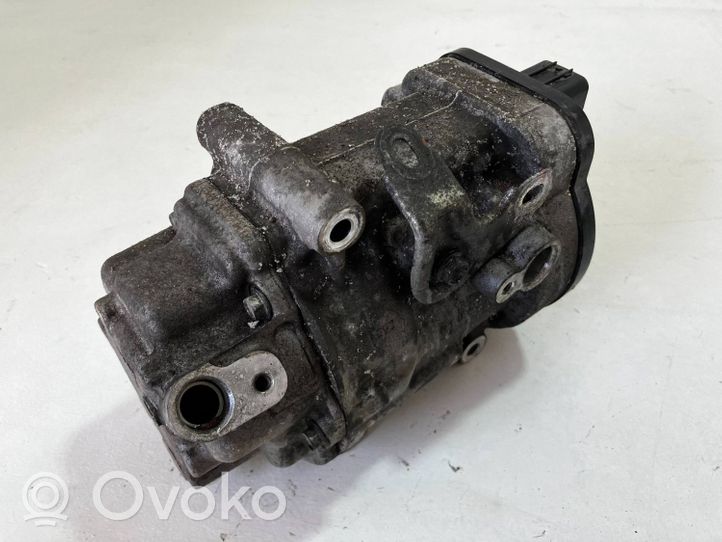 Toyota Corolla E210 E21 Ilmastointilaitteen kompressorin pumppu (A/C) 0424001200