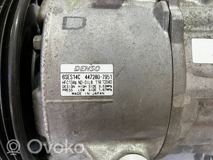 Toyota RAV 4 (XA40) Ilmastointilaitteen kompressorin pumppu (A/C) 4472807951
