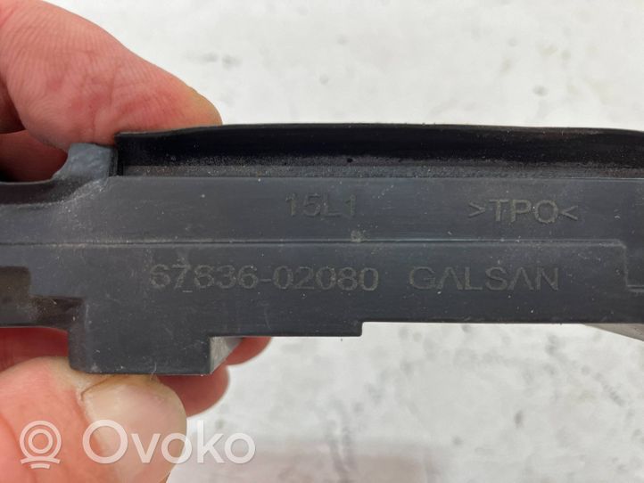 Toyota Corolla E210 E21 Guarnizione in gomma finestrino/vetro portiera anteriore 6783602080