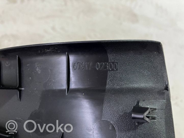 Toyota Auris E180 Takaoven kynnyksen suojalista 6791702300