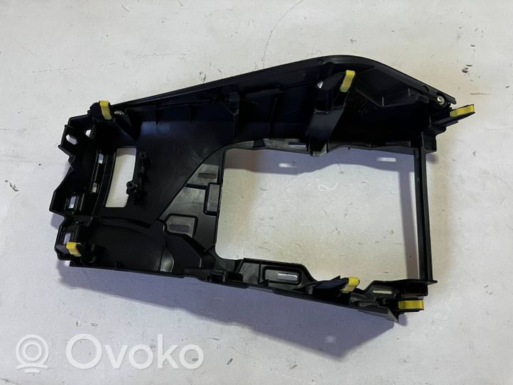 Toyota Auris E180 Vaihteenvalitsimen kehys verhoilu muovia 5883402050