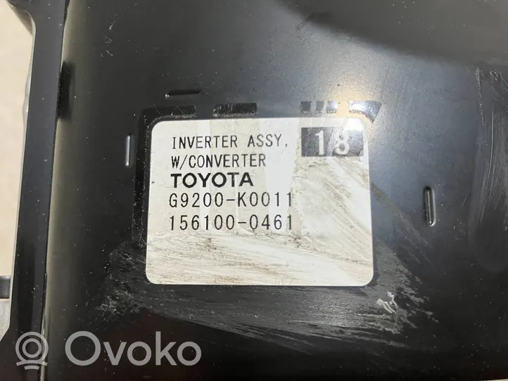 Toyota Yaris XP210 Jännitteenmuunnin/vaihtosuuntaaja G9200K0011