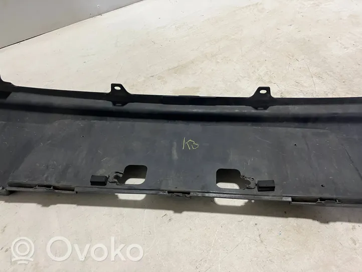 Toyota Auris E180 Listwa dolna zderzaka tylnego 5245602070