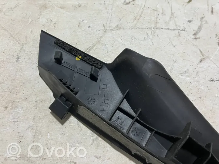 Toyota Auris E180 Listwa szyby czołowej / przedniej 5386602040