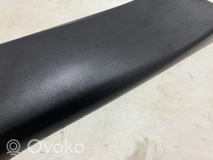 Toyota C-HR Rivestimento montante (B) (fondo) 62413F4010