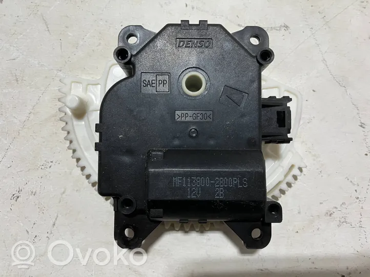 Toyota Auris E180 Moteur / actionneur de volet de climatisation MF1138002800