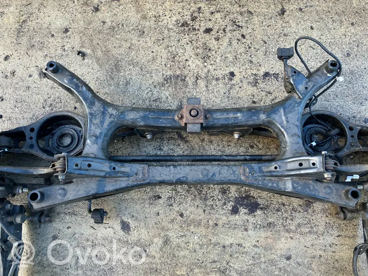 Toyota C-HR Set del kit di montaggio della sospensione posteriore 