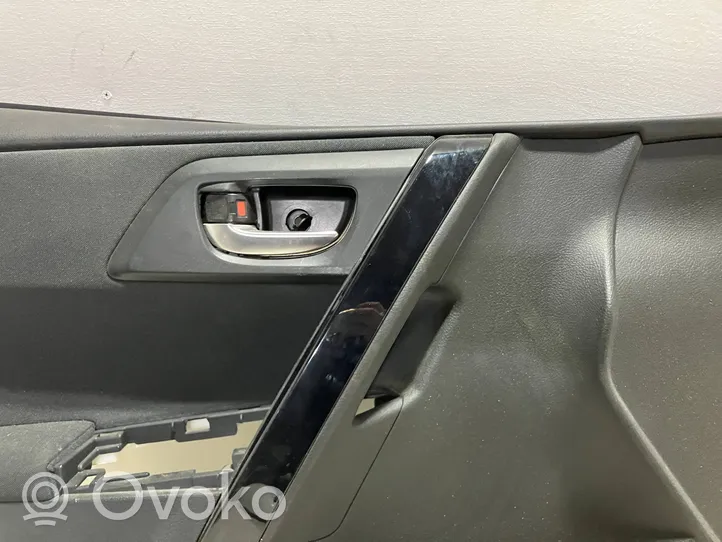 Toyota Auris E180 Rivestimento del pannello della portiera anteriore 